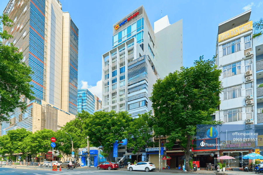Pha Lan Building 1 Vuaboss Group tự giới thiệu là thành viên liên minh với một số trang như Dubai Palace, VX88, FV88, VV88 Pha Lan Building 51 Nguyễn Cư Trinh officespace