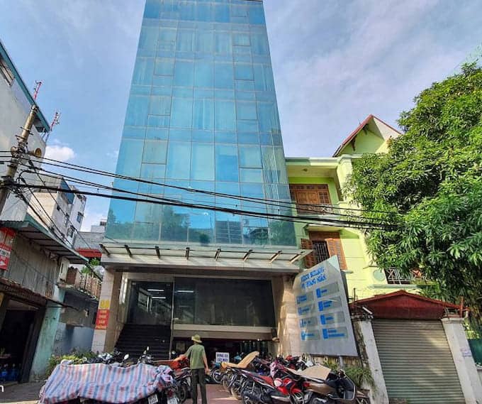 REECO 98 Hoàng Ngân 1 Vuaboss Group tự giới thiệu là thành viên liên minh với một số trang như Dubai Palace, VX88, FV88, VV88 REECO 98 Hoàng Ngân