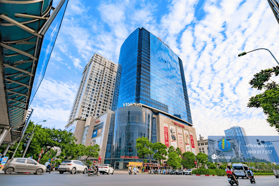 ROX Tower Nguyễn Chí Thanh 2 Toà nhà ROX Tower có vị trí đắc địa trên đường Nguyễn Chí Thanh